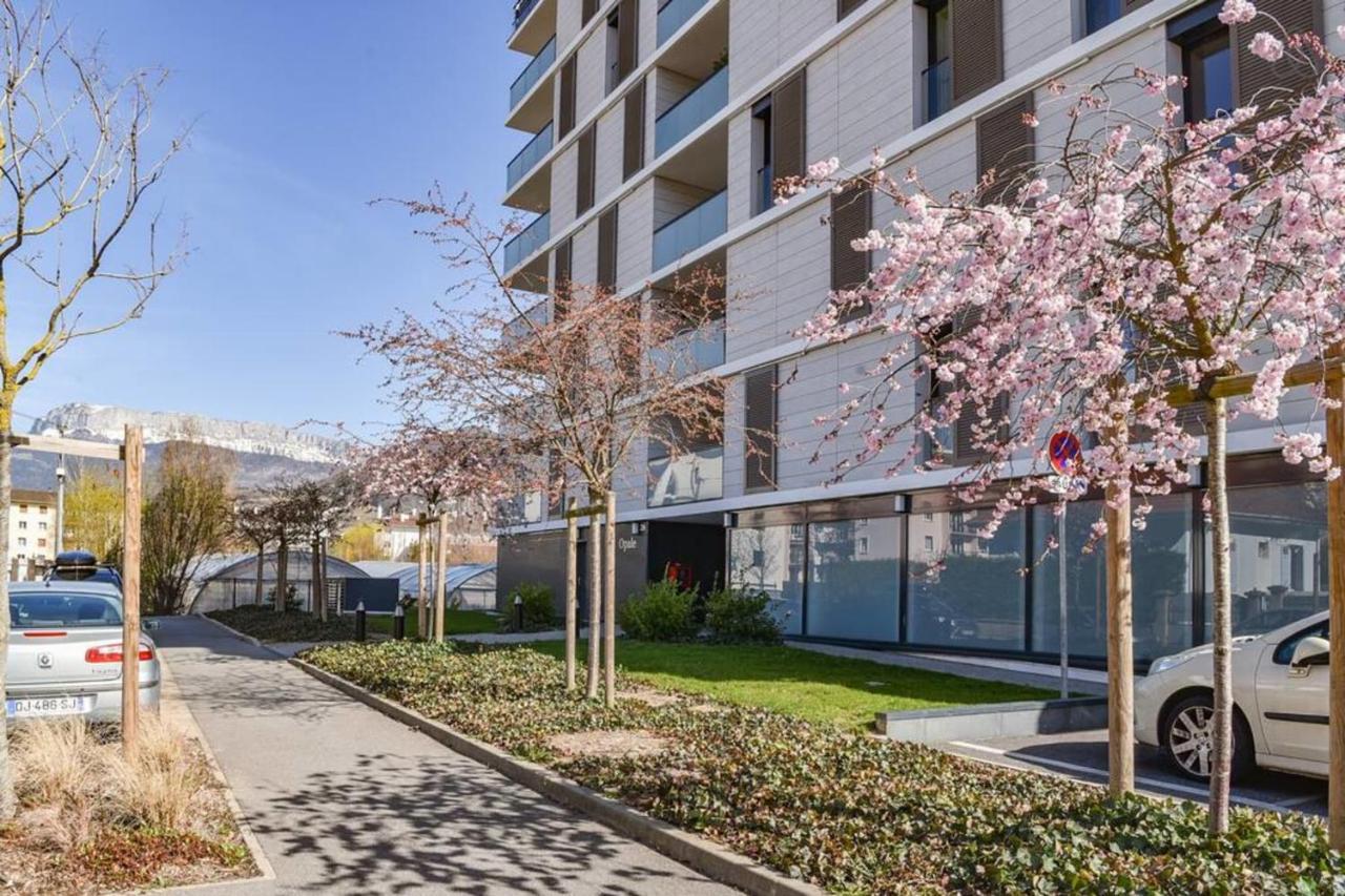Appartement L'Opale - T2 48M Avec Parking A 300M Du Lac D'Annecy Exterior photo
